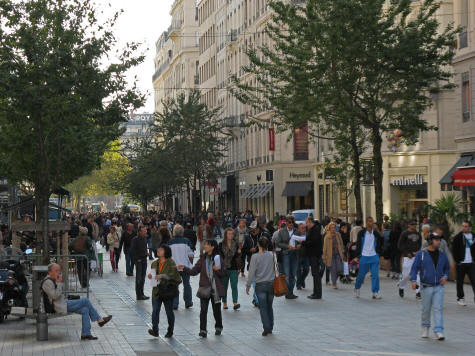 Shopping in Lyon France - Rue de la Republique
